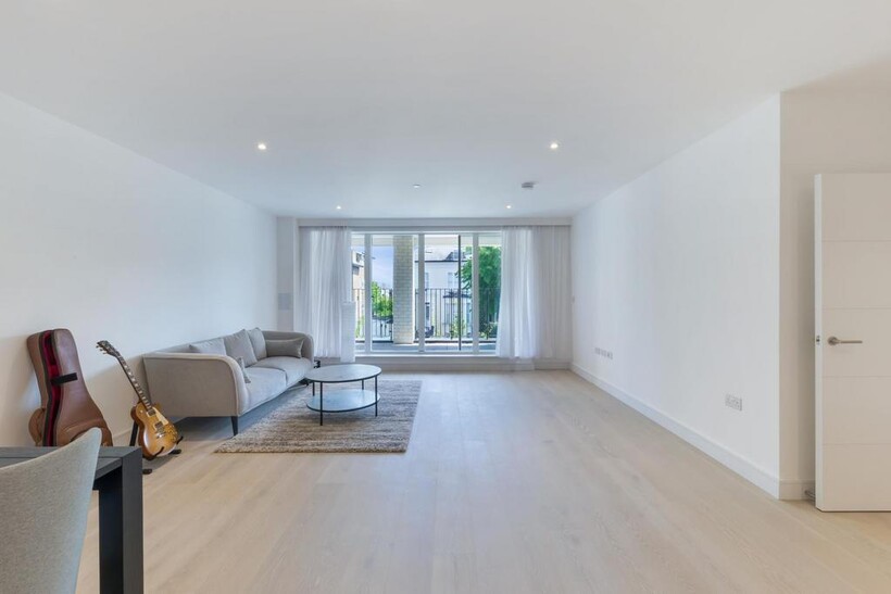 The Avenue, Queens Park, London, NW6 2 bed apartment to rent - £3,198 pcm (£738 pw)