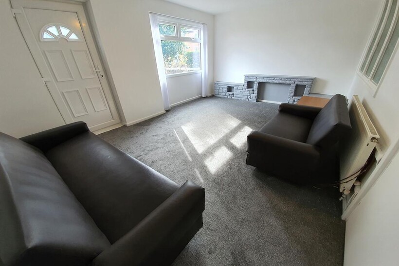 Leeds LS3 2 bed terraced house to rent - £1,050 pcm (£242 pw)