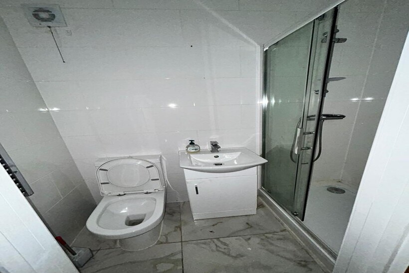 Sutton New Road, Birmingham B23 1 bed apartment to rent - £900 pcm (£208 pw)