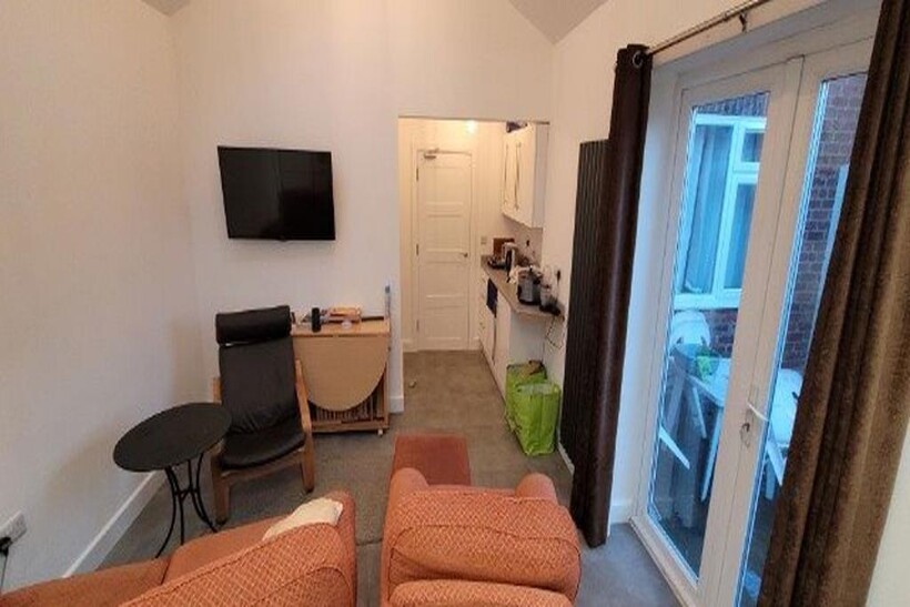 Princess Avenue, Beeston NG9 1 bed in a house share to rent - £521 pcm (£120 pw)