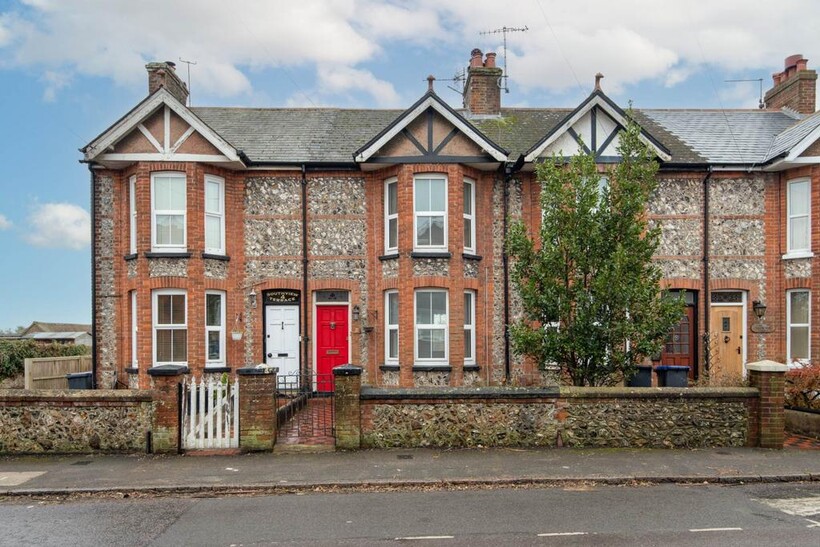 Southview Terrace, Lancing 3 bed terraced house to rent - £3,683 pcm (£850 pw)