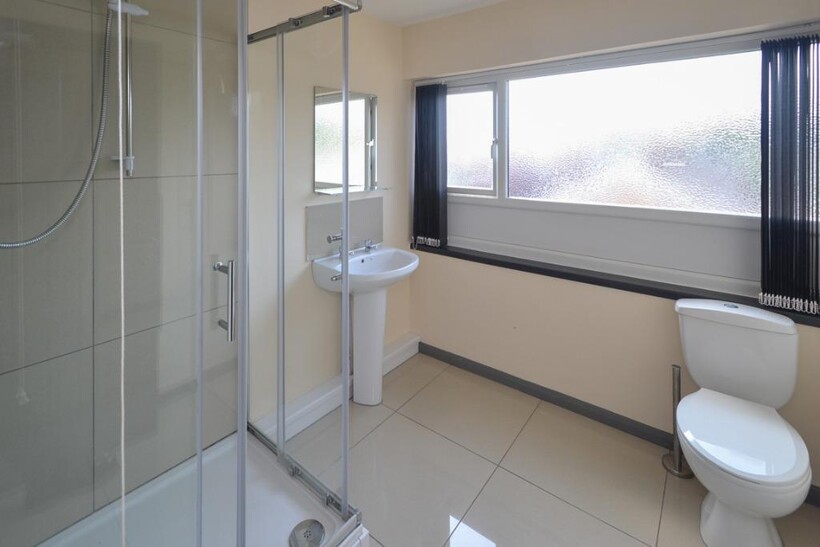 Honeywood Drive, Nottingham NG3 5 bed semi-detached house to rent - £1,841 pcm (£425 pw)