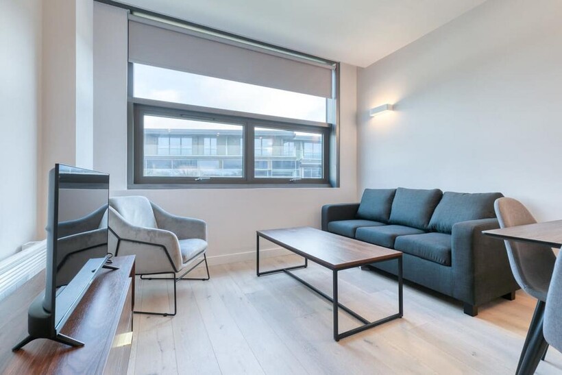 Wokingham Road, Bracknell RG42 2 bed serviced apartment to rent - £3,680 pcm (£849 pw)