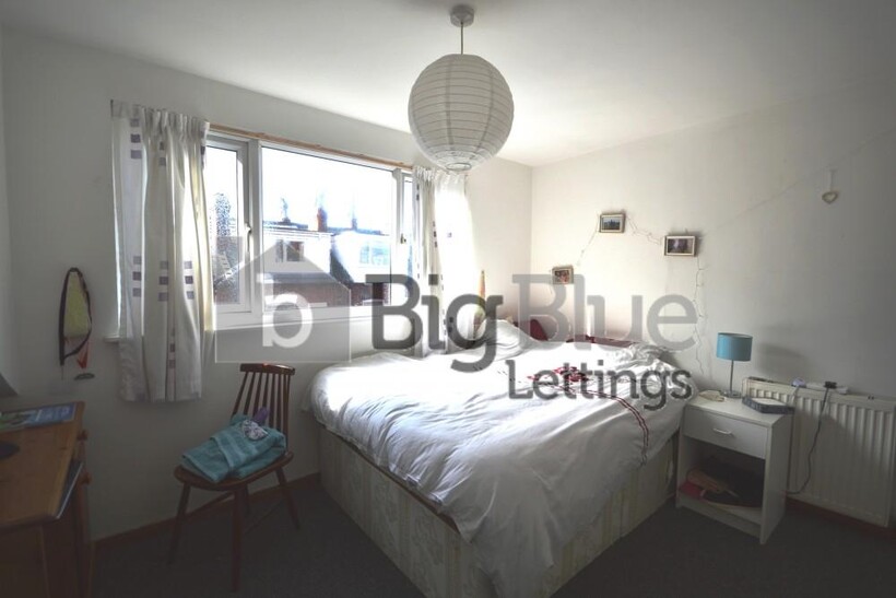 10 Beamsley Mount, hyde Park, Leeds LS6 3 bed terraced house to rent - £1,820 pcm (£420 pw)
