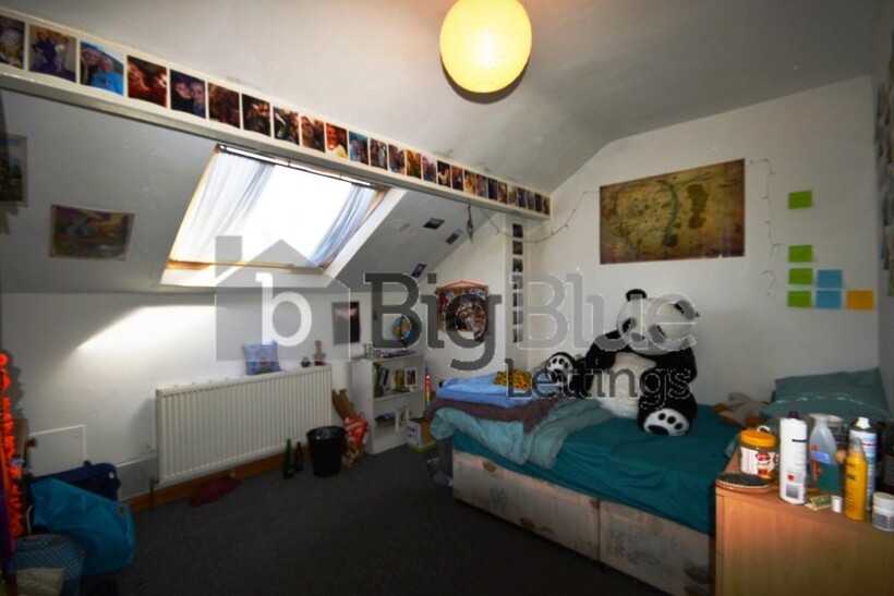 10 Beamsley Mount, hyde Park, Leeds LS6 3 bed terraced house to rent - £1,820 pcm (£420 pw)