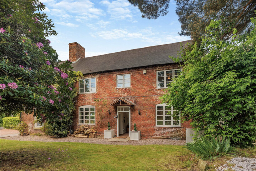 Blythbury Farm House, Shifnal... 4 bed detached house to rent - £2,250 pcm (£519 pw)
