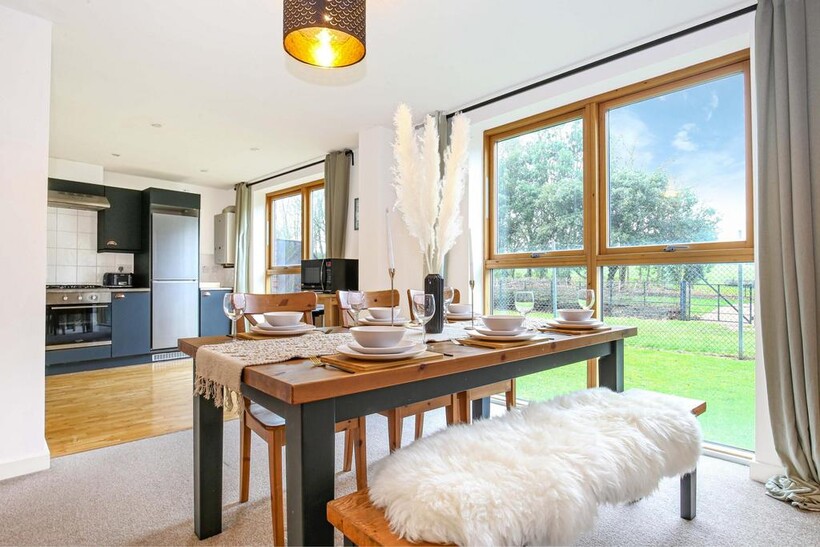 Blandford Drive, Coventry CV2 3 bed house to rent - £3,930 pcm (£907 pw)