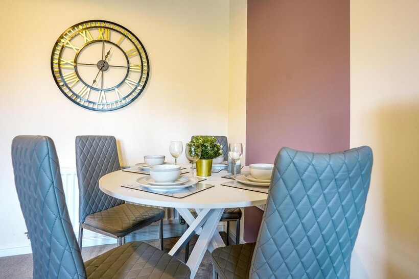 West Cotton Close, Northampton NN4 2 bed serviced apartment to rent - £3,984 pcm (£919 pw)