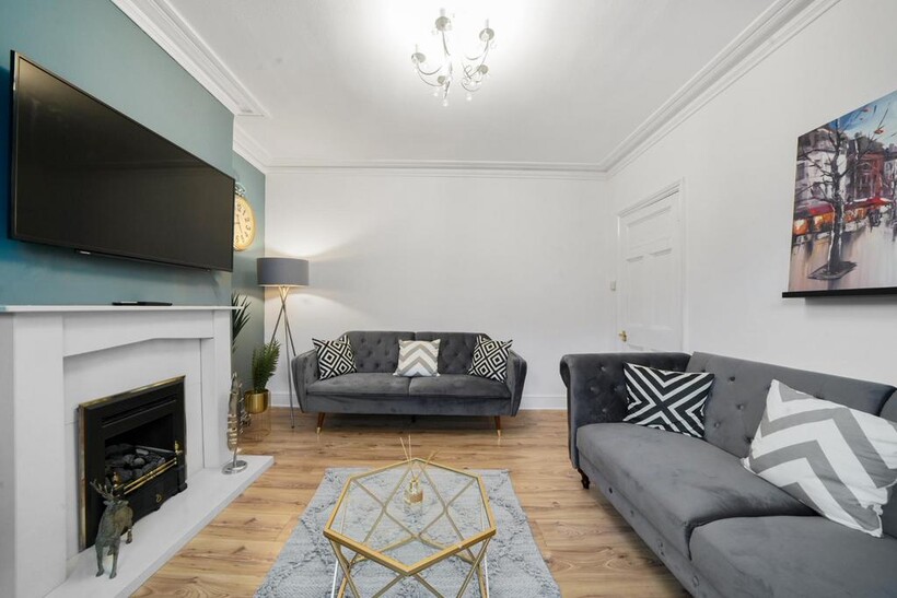 Adams Avenue, Northampton NN1 5 bed house to rent - £5,130 pcm (£1,184 pw)