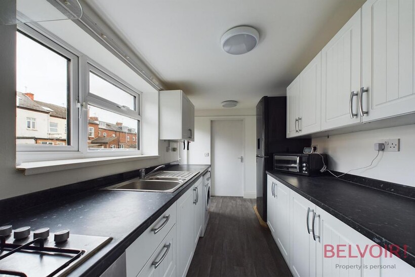 Marlborough Street, Lenton NG7 4 bed semi-detached house to rent - £1,760 pcm (£406 pw)