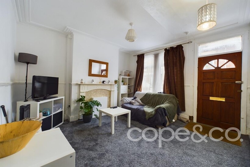 Wild Street, Derby, Derbyshire, DE1 1GP 2 bed terraced house to rent - £1,066 pcm (£246 pw)
