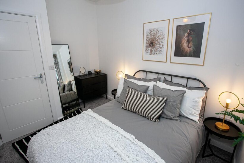 Churchgate, Bolton BL1 2 bed serviced apartment to rent - £2,850 pcm (£658 pw)