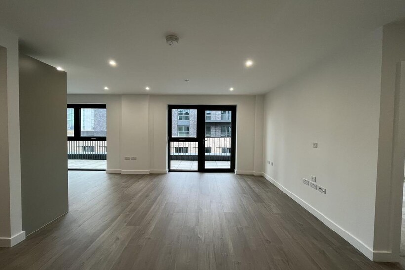 Anax Street, Woodberry Down, London N4 2 bed flat to rent - £3,200 pcm (£738 pw)