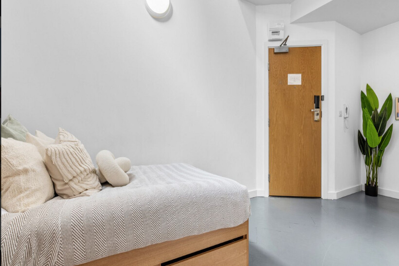 Plot Algernon Firth, Classic Bigger... 1 bed in a house share to rent - £680 pcm (£157 pw)