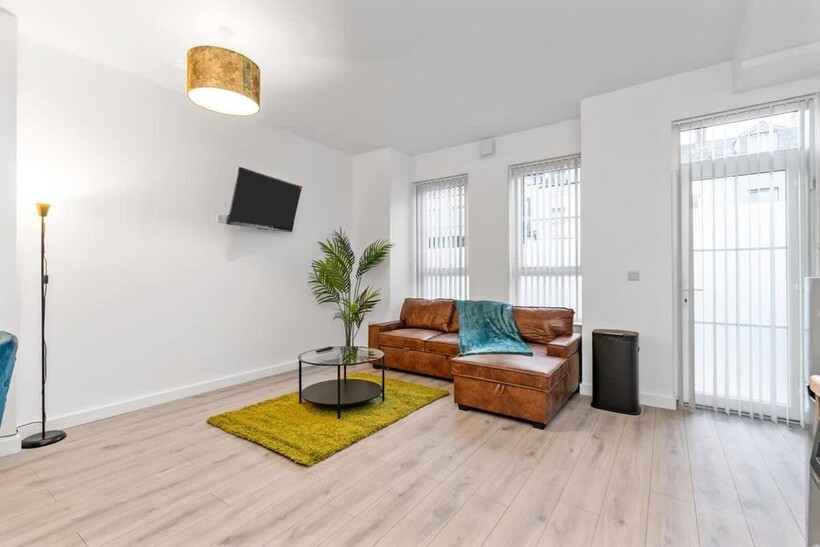Templemore Avenue, Belfast BT5 1 bed serviced apartment to rent - £2,550 pcm (£588 pw)
