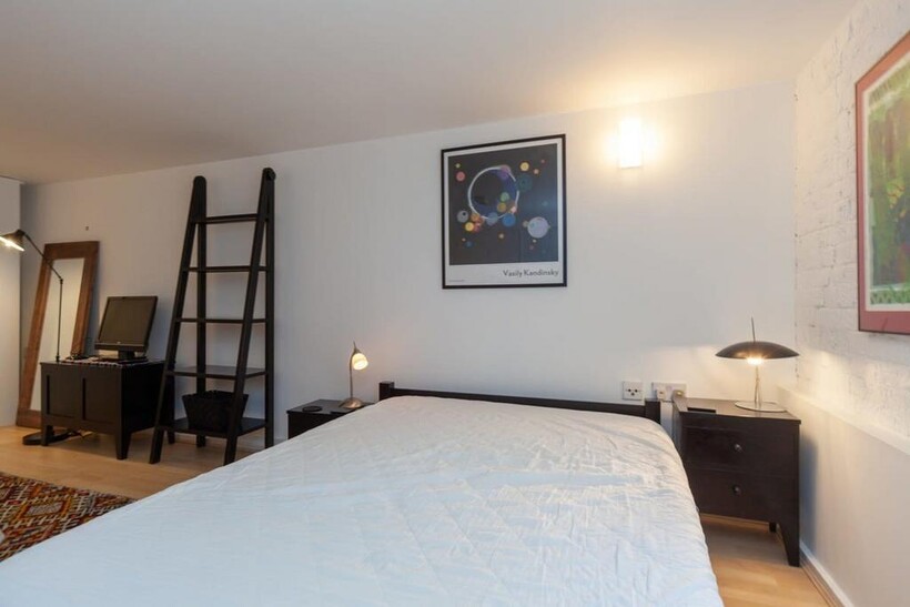 Bloomfield Road, London SE18 1 bed serviced apartment to rent - £4,500 pcm (£1,038 pw)