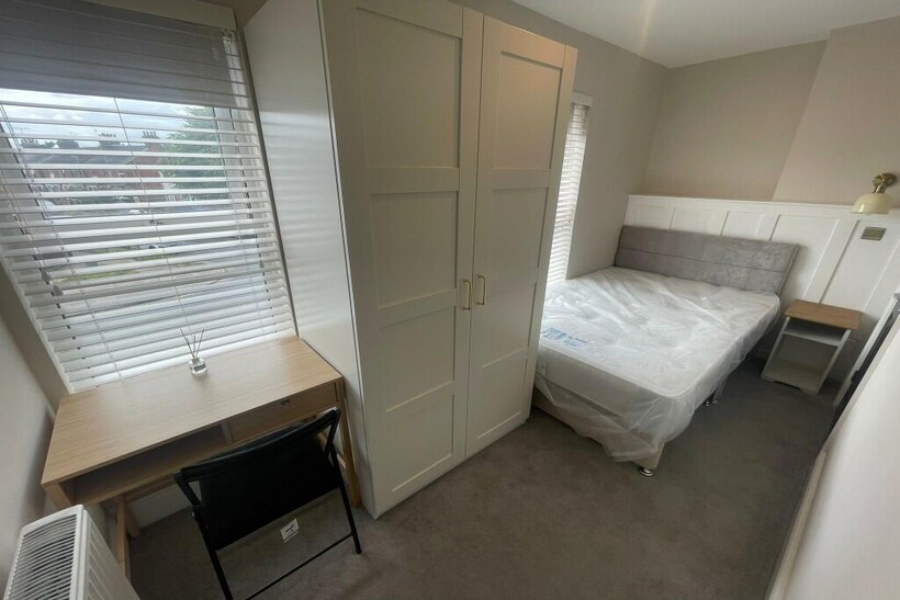 Felixstowe Road, Ipswich IP3 1 bed in a house share to rent - £675 pcm (£156 pw)