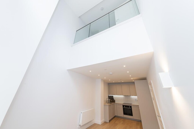 Filbert Street, Reading, RG1 3 bed apartment to rent - £2,950 pcm (£681 pw)
