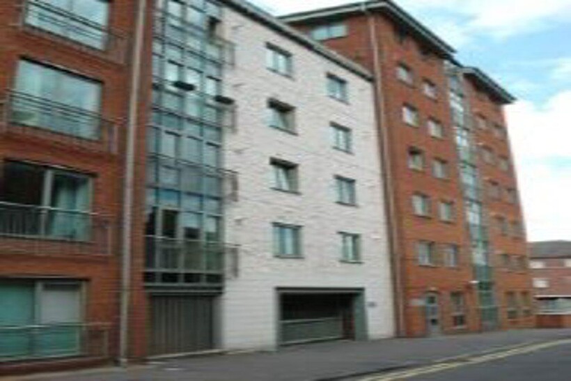Raleigh Street, Nottingham NG7 2 bed flat to rent - £990 pcm (£228 pw)