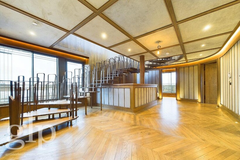 Holmes Road, Kentish Town, NW5 4 bed penthouse to rent - £13,000 pcm (£3,000 pw)