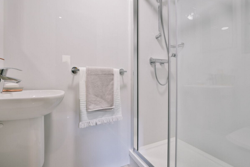 Plot Victoria Point, Premium 2 Bed... 1 bed in a house share to rent - £975 pcm (£225 pw)