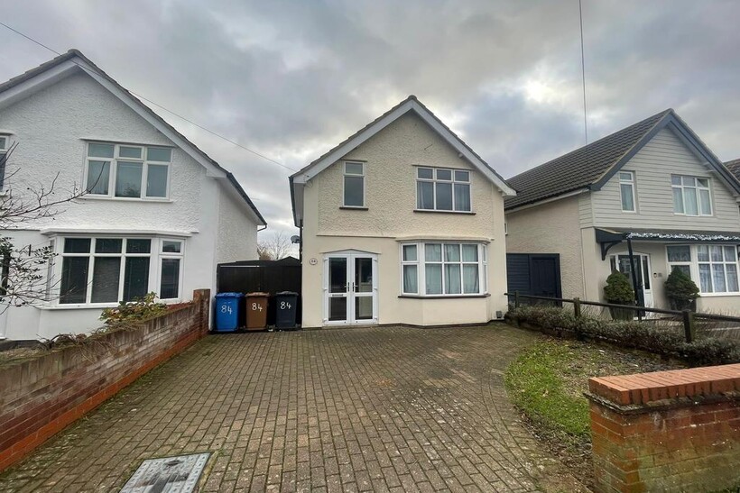 Newbury Road, Ipswich IP4 3 bed detached house to rent - £1,350 pcm (£312 pw)