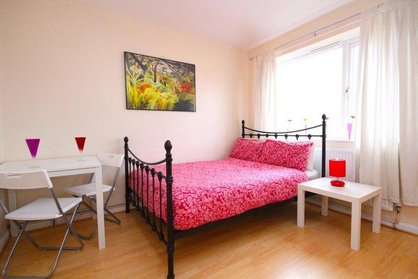 Malpas Road, London SE4 4 bed flat to rent - £2,396 pcm (£553 pw)
