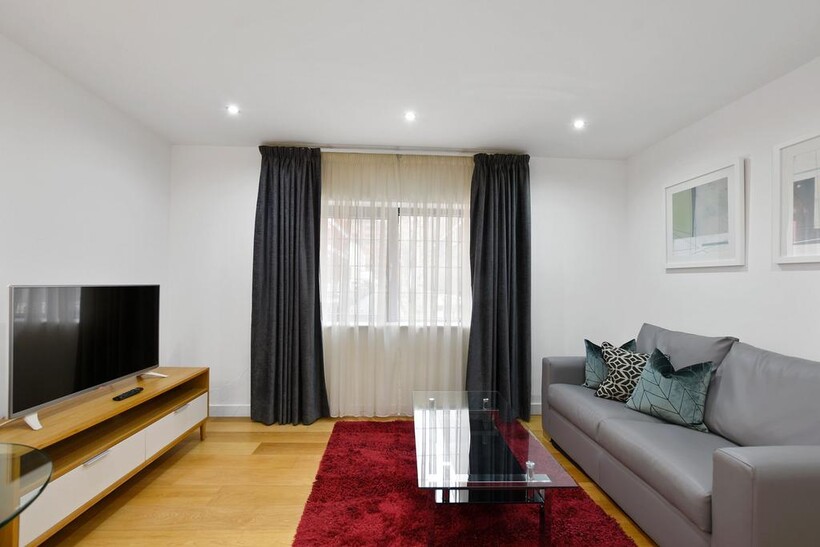 North Tenter Street, London E1 1 bed serviced apartment to rent - £4,380 pcm (£1,011 pw)