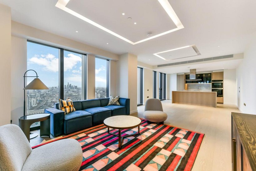 River Park Tower, Nine Elms Lane... 3 bed flat to rent - £11,332 pcm (£2,615 pw)
