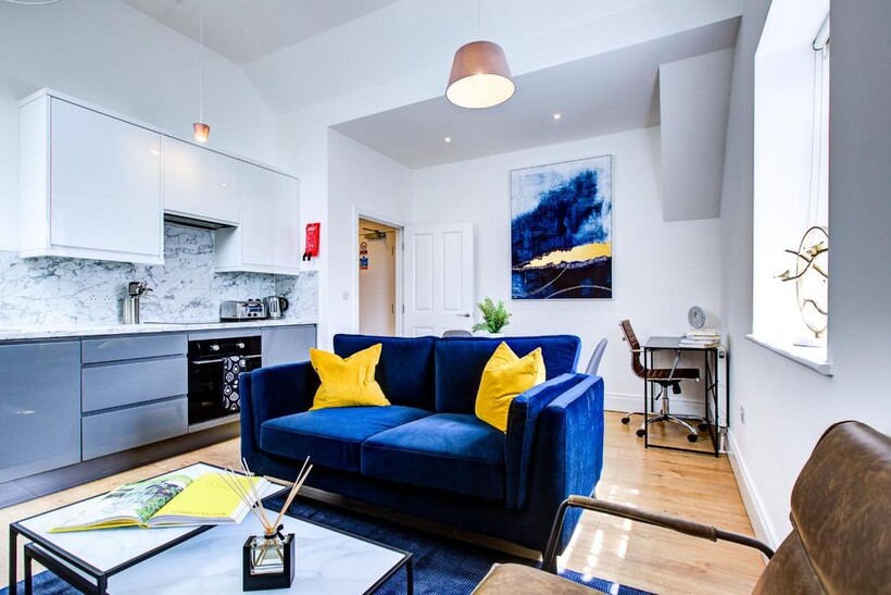 Dukes Avenue, New Malden KT3 1 bed serviced apartment to rent - £4,350 pcm (£1,004 pw)