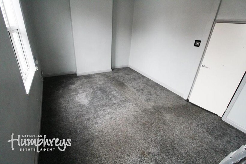 Summerfield Crescent - B16 1 bed flat to rent - £725 pcm (£167 pw)