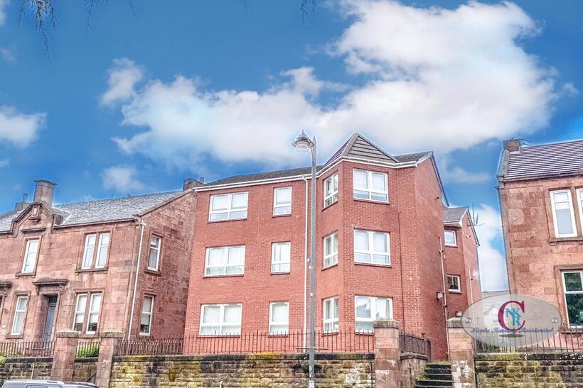 MILL PLACE, UDDINGSTON G71 2 bed flat to rent - £825 pcm (£190 pw)