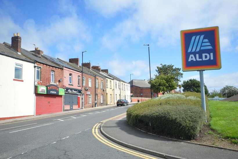 Hylton Road, Nr City  Campus... 5 bed terraced house to rent - £1,495 pcm (£345 pw)