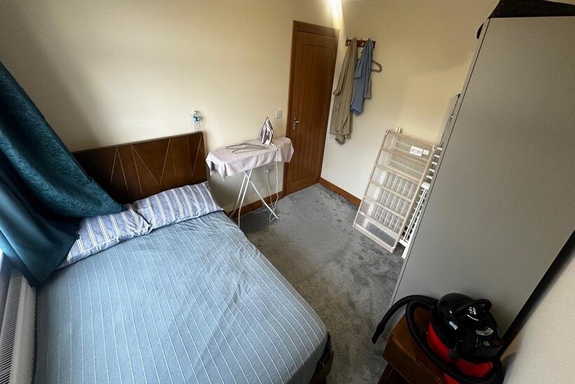 Room in a shared house - All Bills... 1 bed in a house share to rent - £700 pcm (£162 pw)