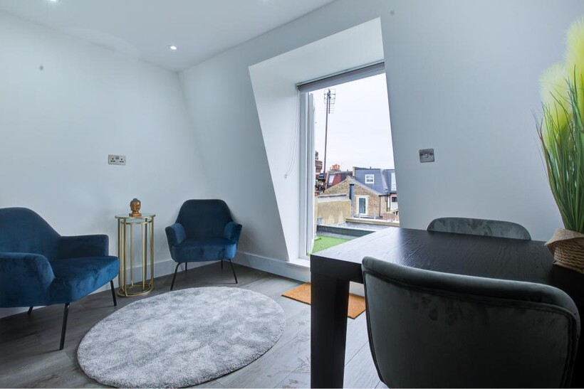 Aslett Street, London SW18 1 bed serviced apartment to rent - £4,200 pcm (£969 pw)