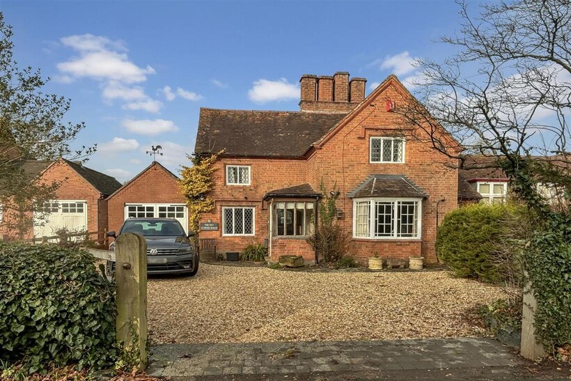 Charlecote, Warwick 3 bed character property to rent - £2,450 pcm (£565 pw)