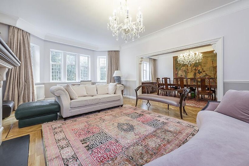 East Heath Road, Hampstead NW3 4 bed apartment to rent - £9,000 pcm (£2,077 pw)