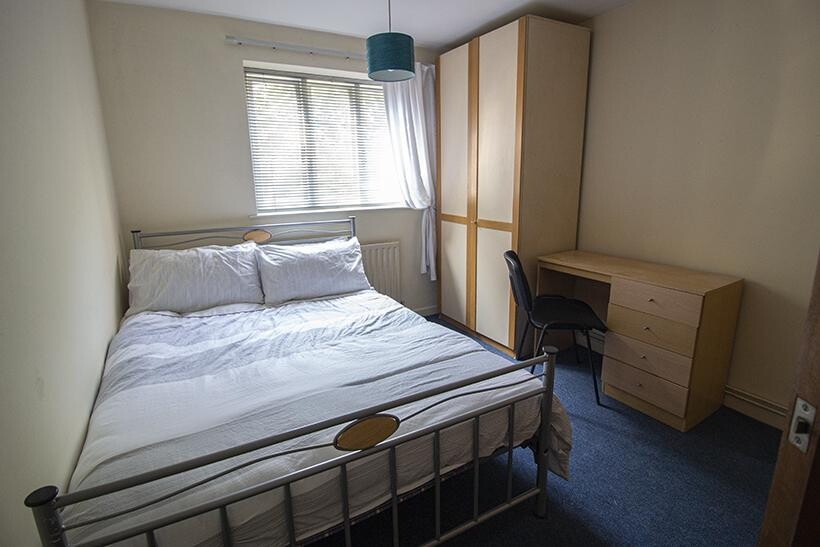224 North Sherwood Street Flat 3... 1 bed flat to rent - £845 pcm (£195 pw)