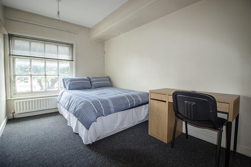 Flat 6, 224 North Sherwood Street... 1 bed flat to rent - £845 pcm (£195 pw)