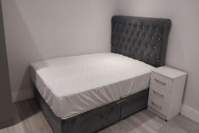 Swakeleys Road, Ickenham UB10 1 bed in a house share to rent - £1,025 pcm (£237 pw)