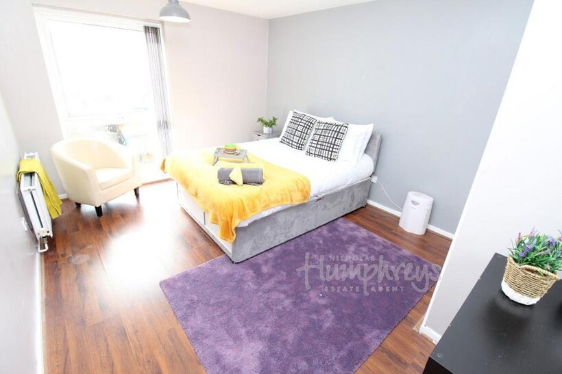 Parker Street, Edgbaston B16 - 8-8... 3 bed house share to rent - £1,950 pcm (£450 pw)