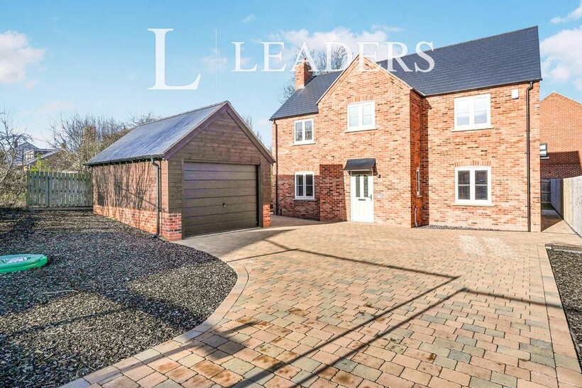 Mark Lane, East Markham 4 bed detached house to rent - £1,999 pcm (£461 pw)