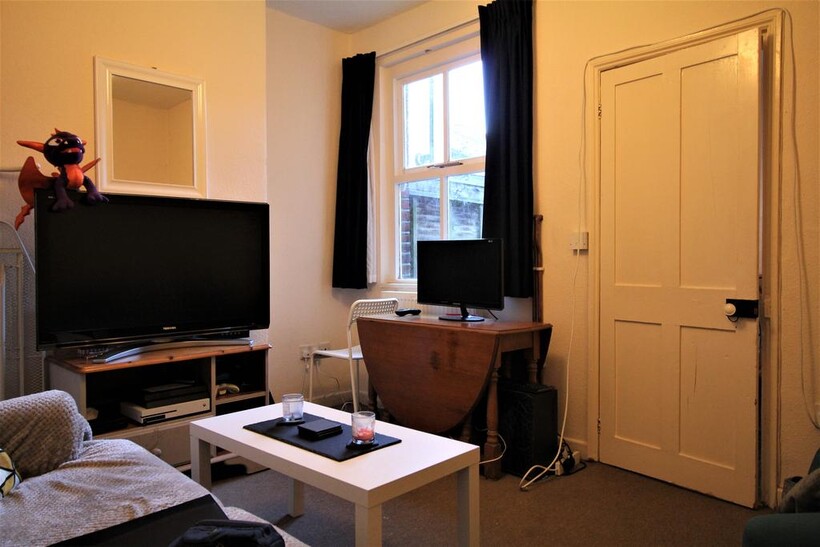 Leicester Street, Norwich NR2 3 bed terraced house to rent - £1,125 pcm (£260 pw)