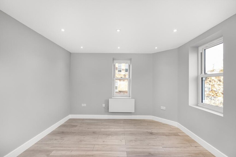 Chislehurst Road,  Chislehurst, BR7 2 bed flat to rent - £1,930 pcm (£445 pw)