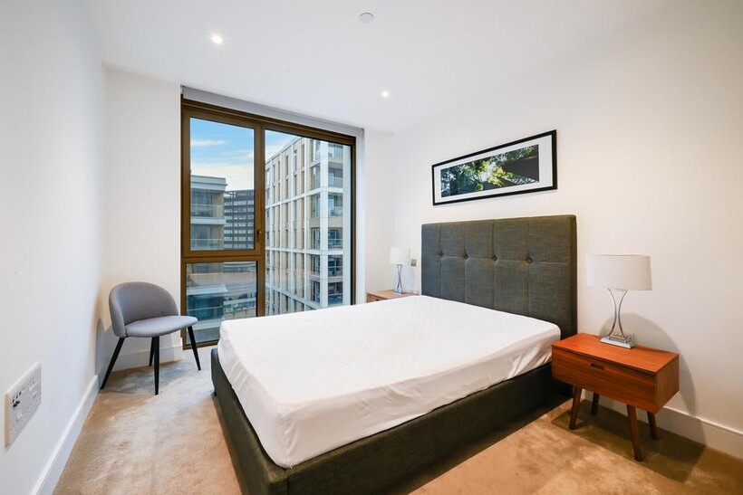 Radley House, Prince of Wales Drive... 2 bed apartment to rent - £3,792 pcm (£875 pw)