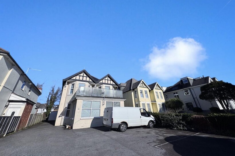 Parkwood Road, Bournemouth BH5 1 bed flat to rent - £875 pcm (£202 pw)