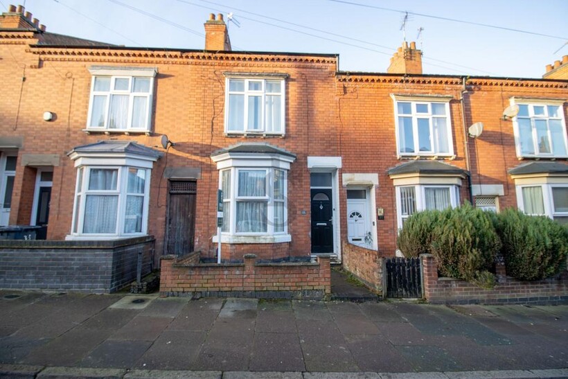 Lytton Road, Clarendon Park 1 bed in a house share to rent - £375 pcm (£87 pw)
