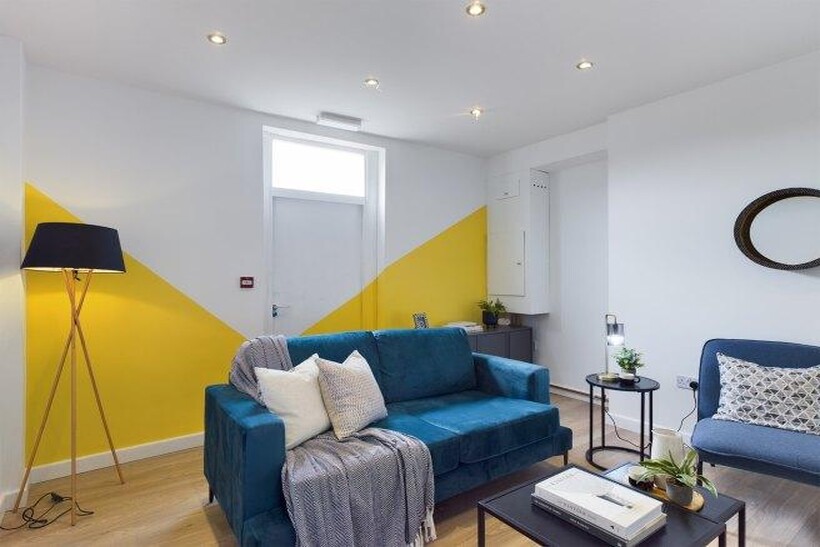 Claremont-road-m14-7pb-964323