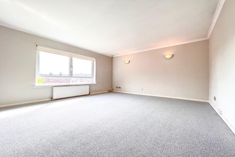 MAIN STREET, UDDINGSTON G71 2 bed flat to rent - £795 pcm (£183 pw)