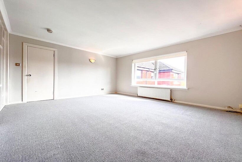 MAIN STREET, UDDINGSTON G71 2 bed flat to rent - £795 pcm (£183 pw)